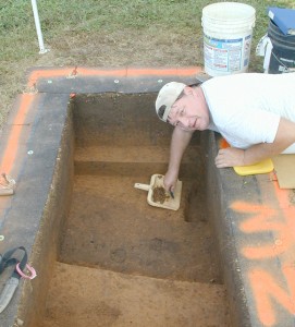 Leon Hostettler digging at Hovey Lake